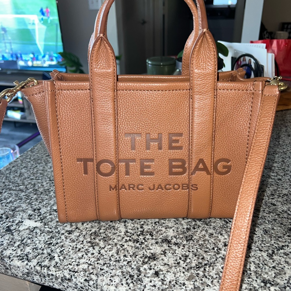 Marc Jacobs Tan Tote Bag